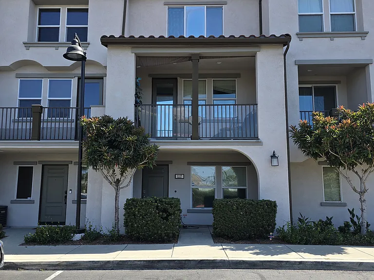 1117 Calle Montana — Photo 8