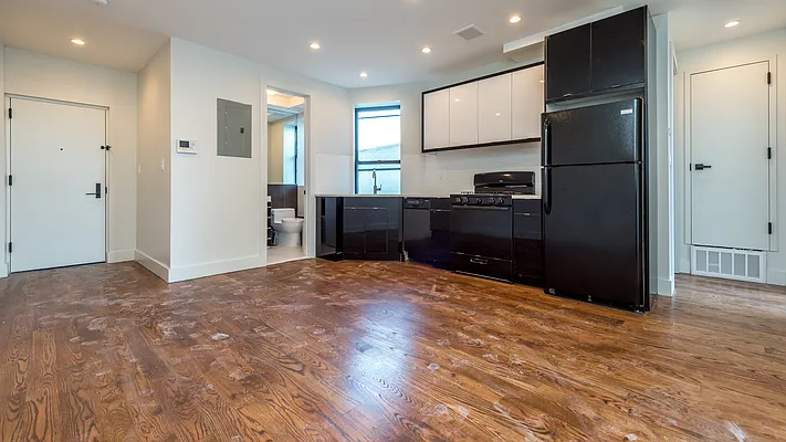 Rented by Nooklyn NYC LLC | media 2