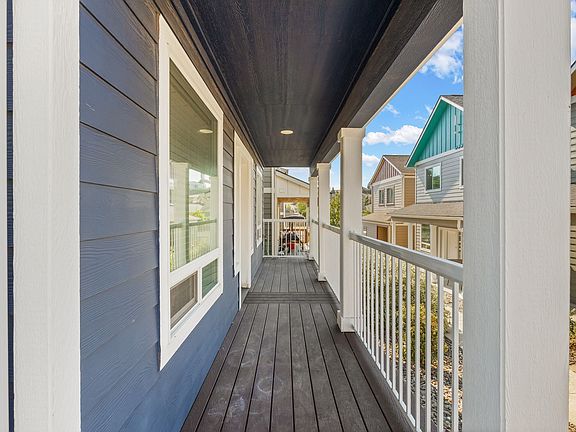 3rd image of 1005 Clockworks Ln