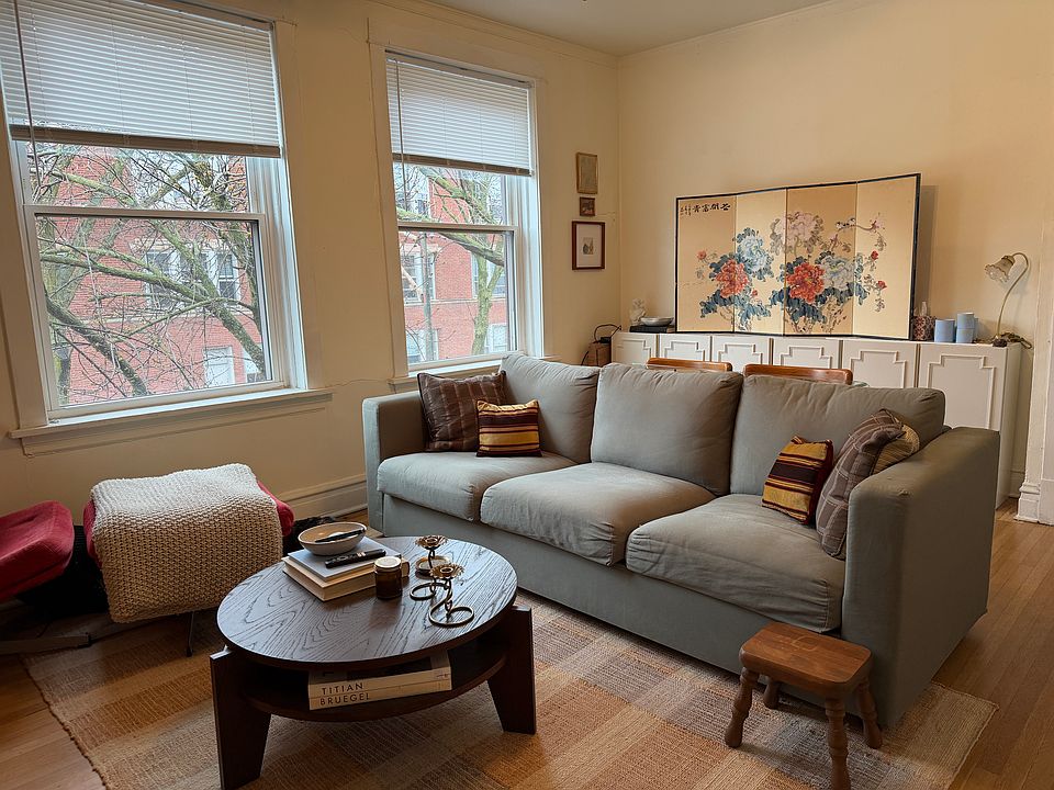 1st image of 4161 N Damen Ave