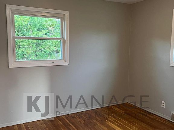 3rd image of 2530 Stieber St #65