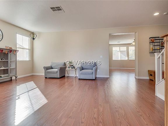 5th image of 6631 April Bend Ct