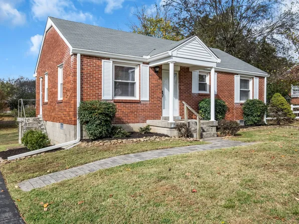 204 Blanchard Pl, Nashville, TN 37214