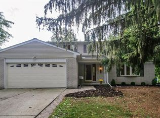 660 Springbrook Ct, Saline, MI 48176