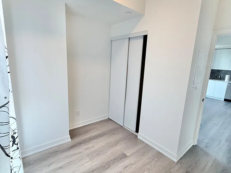 33 Erie Ave #1308 — Photo 7
