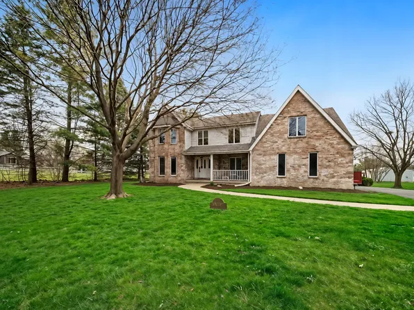 (undisclosed Address), St Charles, IL 60175