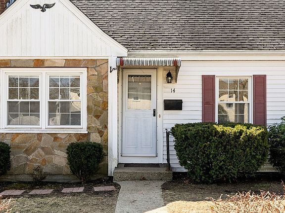 2nd image of 14 Hillside Rd