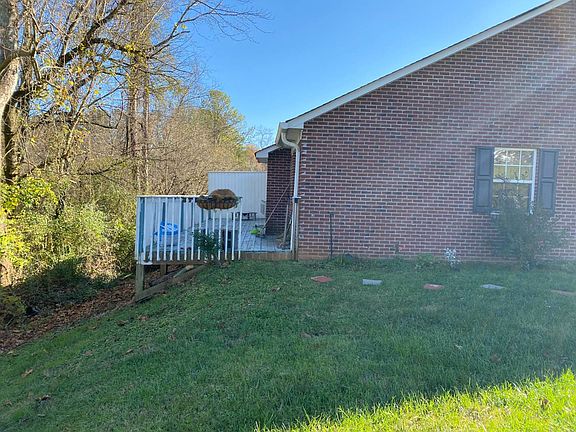 5th image of 550 Brookshire Way