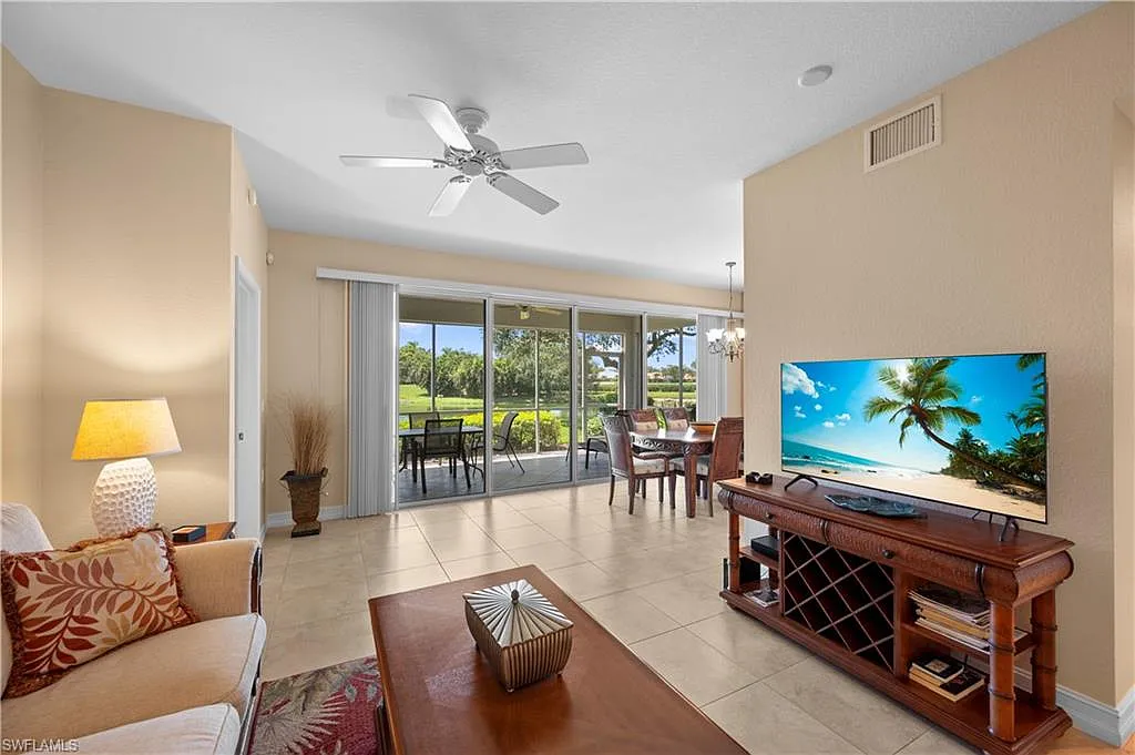 3 bed, 2.0 bath, 1632 sqft, $7,500 — Photo 3