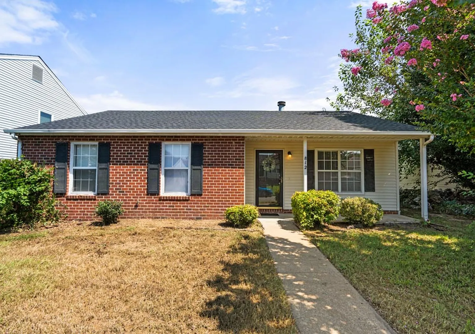 3-Bedroom Richmond Home With 2024 Roof, 2025 Hvac & Fenced Yard $1,790/Month With Included Wi-Fi ... — Photo 2