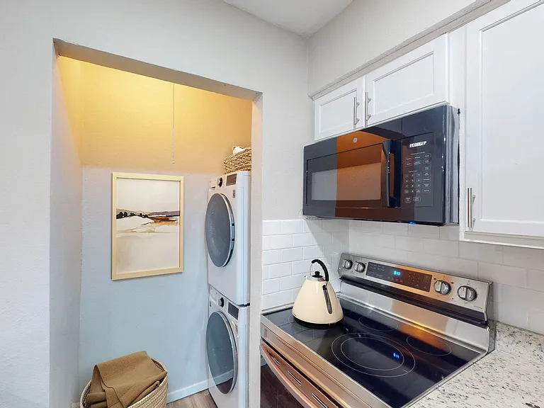 A3 Platinum | 1 Bed / 1 Bath | 754 Sq Ft