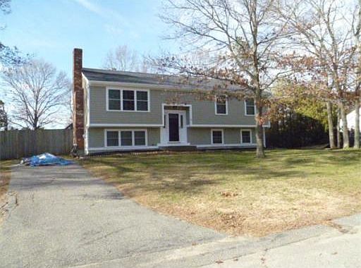 1st image of 11 Gable Ln