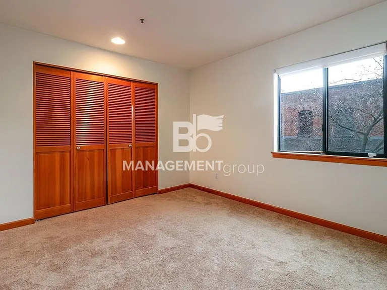 720 NW Naito Pkwy #D23 — Photo 13