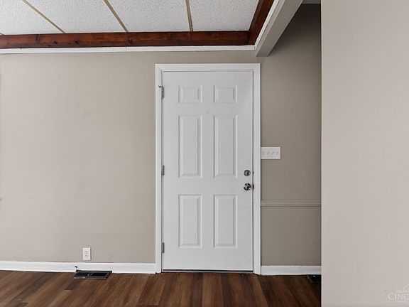 5th image of 4764 Dale Ave