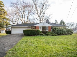 2180 King Dr, Hermitage, PA 16148