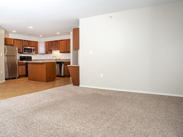 5900 Roose St #5600-12