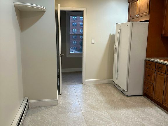 Kitchen with Porch