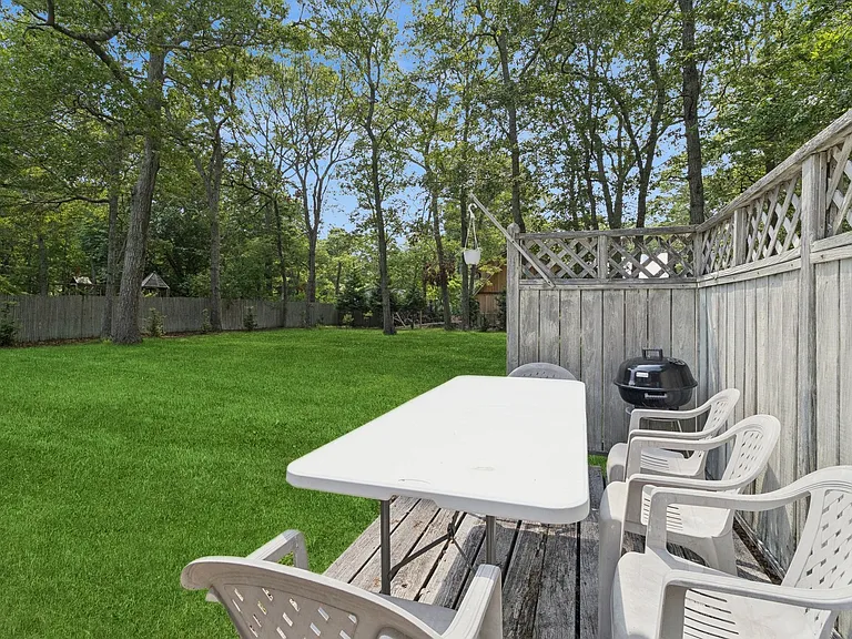 232 Norfolk Dr — Photo 28