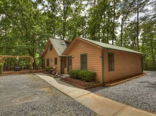 317 Dun Mill Creek Rd, Blue Ridge, GA 30513