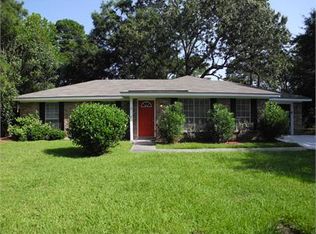 26 Beaver Run Dr, Savannah, GA 31419