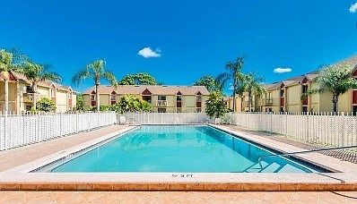 1st image of 2160 Forest Knoll Dr NE #60-101