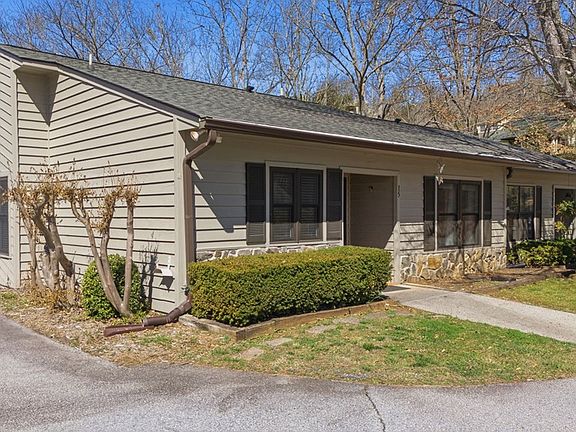 2nd image of 15 Plum Tree Ln