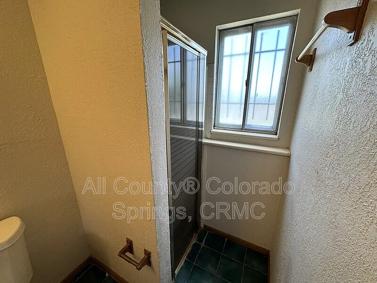1237 Chiricahua Dr — Photo 23