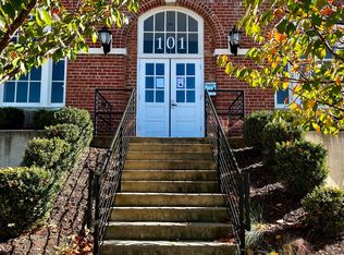 101 W Village Dr #108, Staunton, VA 24401