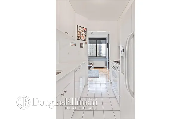 Rented by Douglas Elliman | media 17