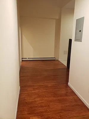 Rented by Mallory Management Corp | media 10