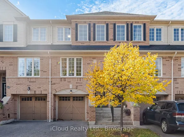 24 Oakins Ln #24, Ajax, ON L1T 0H2