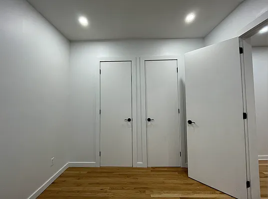 Rented by EXR | media 6