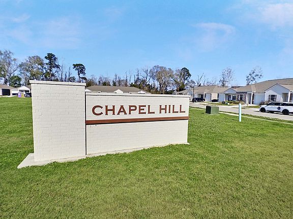 2nd image of 2929 Palatine Pl