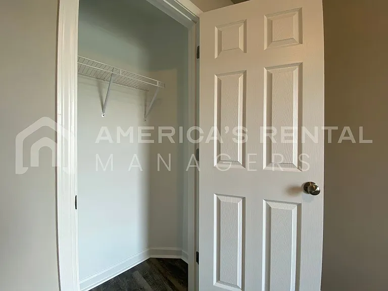 52 Cottage Ln — Photo 22