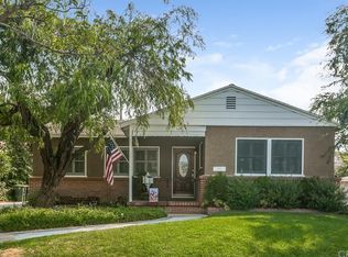 2912 Scott Rd, Burbank, CA 91504