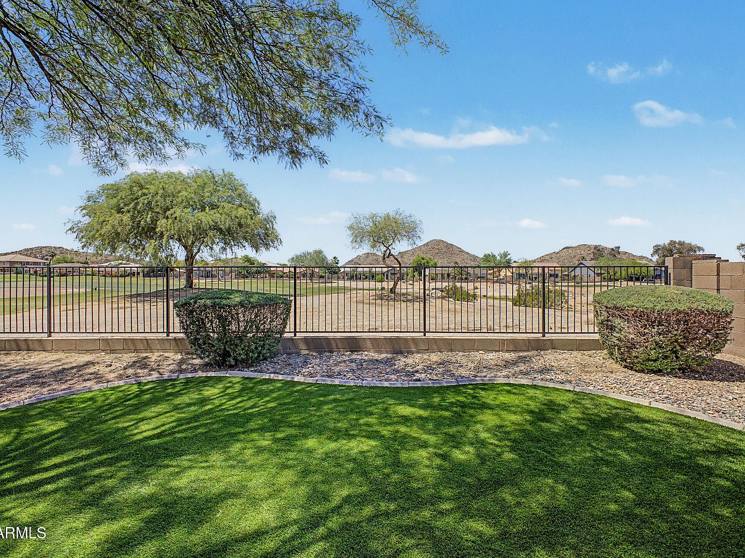 31303 N CLARIDGE Circle