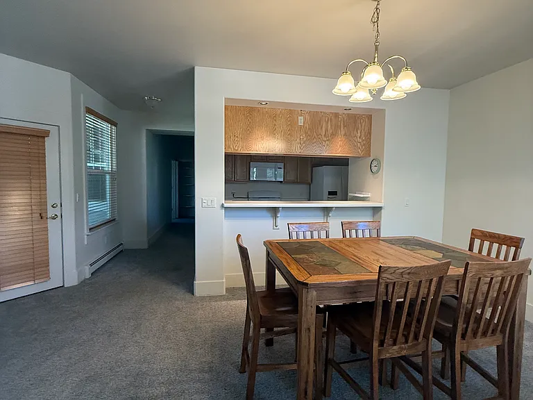 1155 Primrose Ln — Photo 10