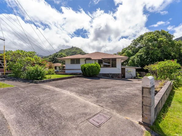 2237 Kauhana St, Honolulu, HI 96816