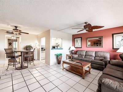 437 Southampton B #437, West Palm Beach, FL, 33417