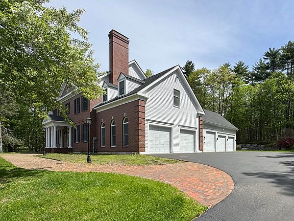 3rd image of 20 Freeman Court