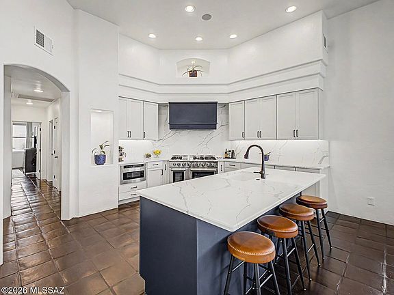 3rd image of 1775 E Buck Ridge Pl