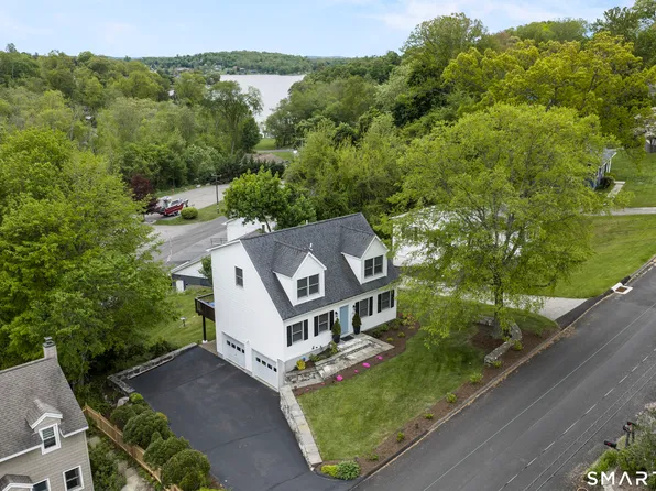 15 Berkshire Drive, Brookfield, CT 06804