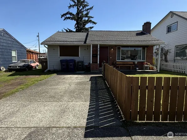 7415 S Lawrence Street, Tacoma, WA 98409