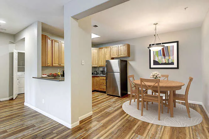 Michael Place Apartments — Photo 35