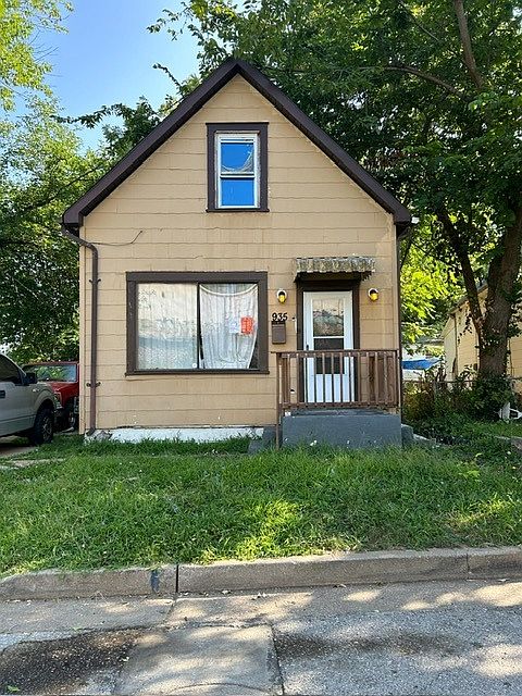 1st image of 935 Switzer Ave