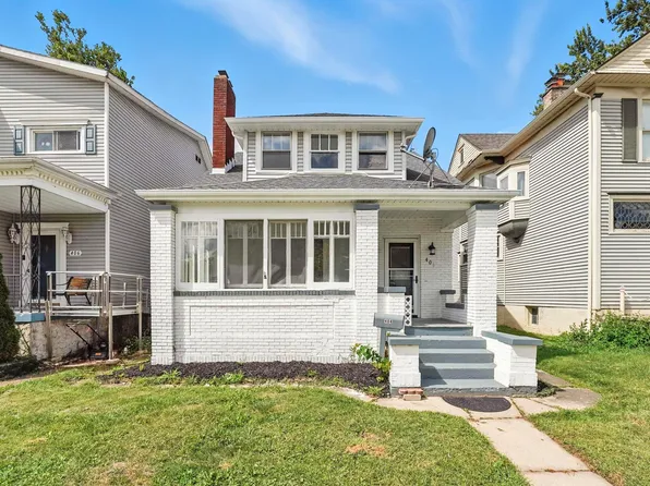 404 S Randolph St, Garrett, IN 46738