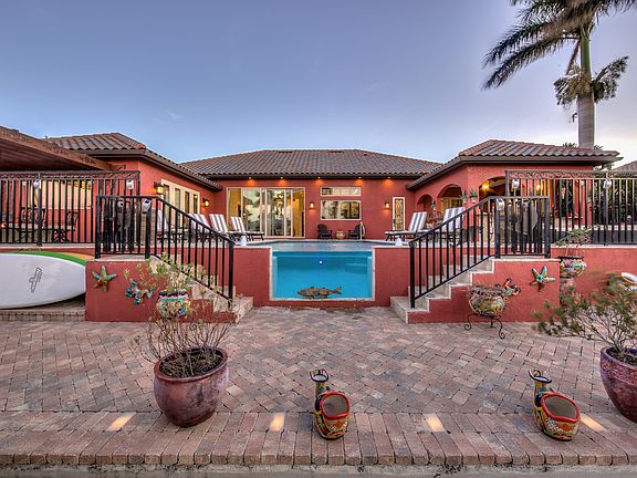 2nd image of 1001 Bal Isle Dr