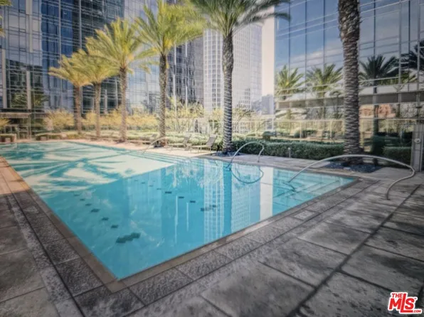 877 Francisco St, Los Angeles, CA