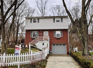 296 Yosemite Dr, Pittsburgh, PA 15235