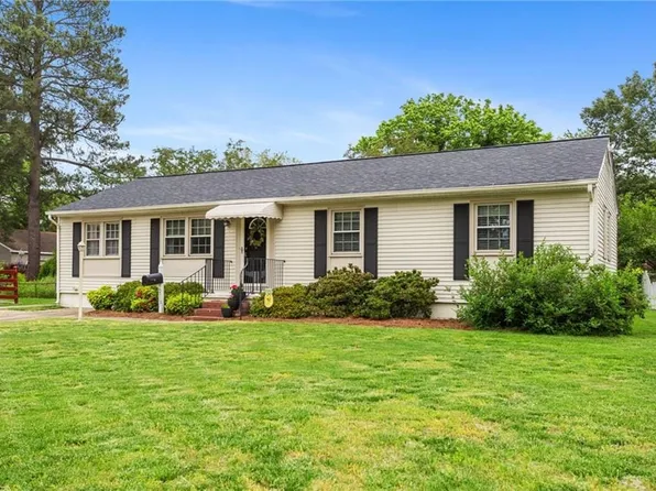 713 Nurney Dr, Newport News, VA 23601